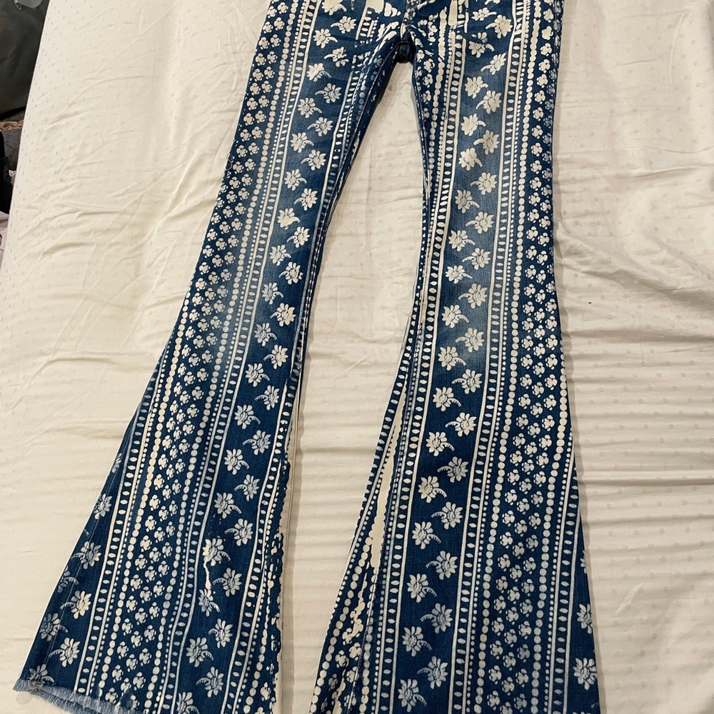 Free People Stripe Bali Garage Halo Wide Flare Denim Boho Hippie Retro Jeans 24